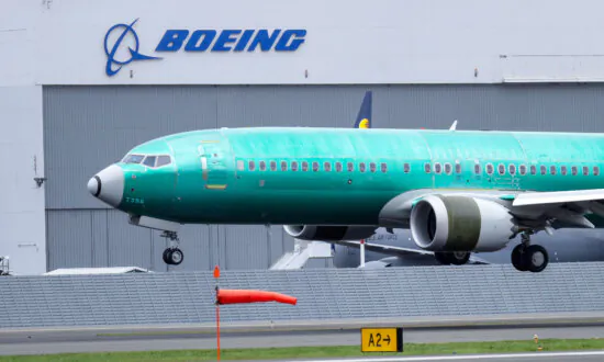 FAA Orders Inspections of 2,600 Boeing 737 Airplanes Over Emergency Oxygen Mask Issue