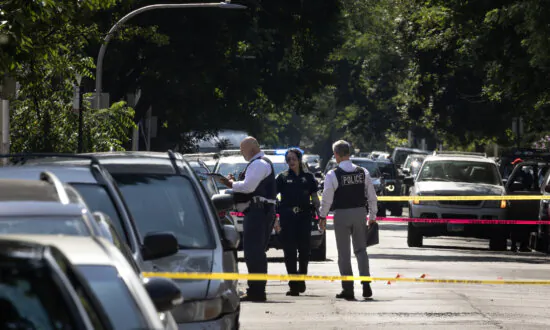 Chicago Shootings Over Holiday Weekend Leave 19 Dead, More Than 80 Injured