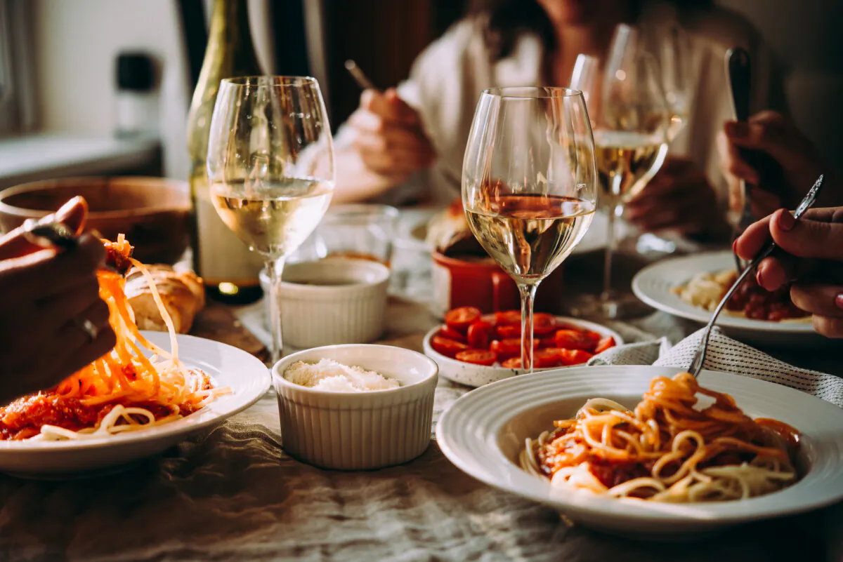 Popular Italian white wines include vermentino and pinot grigio. (fornStudio/Shutterstock)