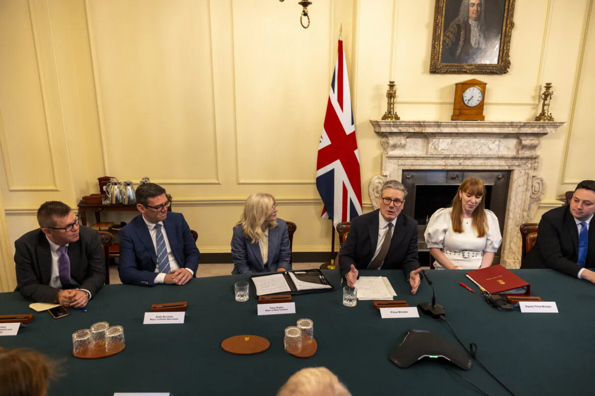 Prime Minister Sir Keir Starmer and Deputy Prime Minister Angela Rayner meet with English regional mayors at 10 Downing Street in Westminster, central London, on July 9, 2024.
(Ian Vogler/Daily Mirror/PA Wire)
