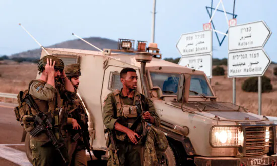 Heavy Gaza Fighting as Mediators Work Toward Cease-Fire