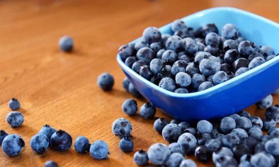 Blueberry Mojitos Are the Best Kind of Fruit Cocktail
