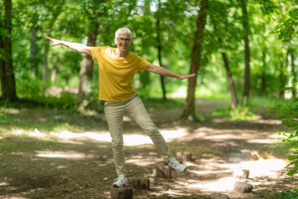 How Long You Can Balance on 1 Leg Reveals Neuromuscular Aging