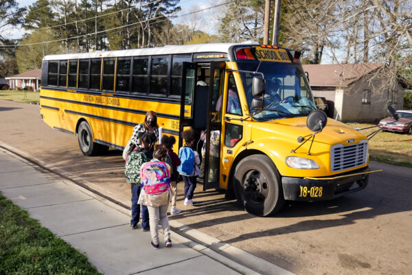 A Shortage of Bus Drivers Has Schools Scrambling to Find Alternatives ...