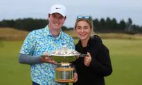 MacIntyre Wins His National Open in Scotland With Birdie to Beat Scott