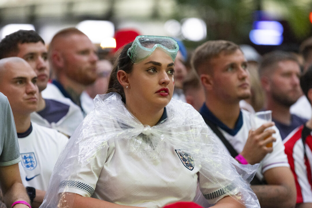 Heartbreak for England Fans but King Tells Players to ‘Hold Your Heads High’
