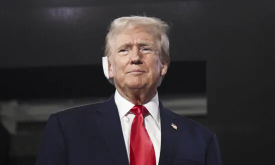 Former White House Doctor Reveals Details of Trump Injury in Assassination Attempt