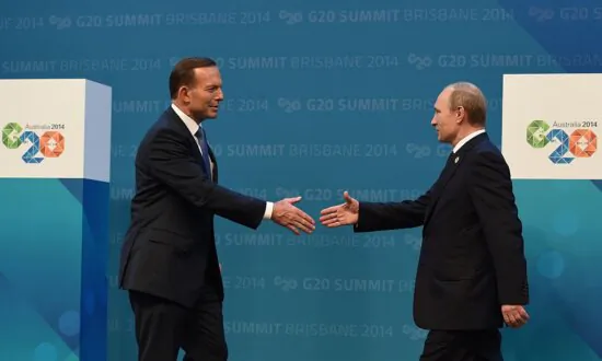 Tony Abbott Says He Should Have Done More Than ‘Shirtfront’ Putin Following MH17 Tragedy