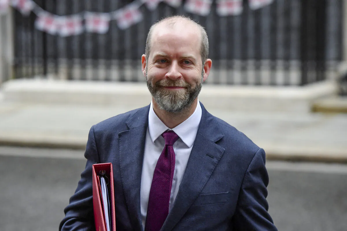 Secretary of State for Business and Trade Jonathan Reynolds walks outside Number 10 Downing Street in London on July 9, 2024. (Chris J. Ratcliffe/Reuters)