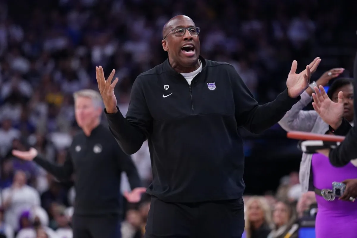 Sacramento Kings Coach Mike Brown reacts after a foul call in an NBA play-in game against the Golden State Warriors in Sacramento, Calif., on April 16, 2024. (Cary Edmondson/USA TODAY via Field Level Media)