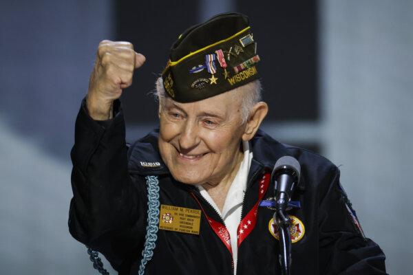 Epoch Times Photo