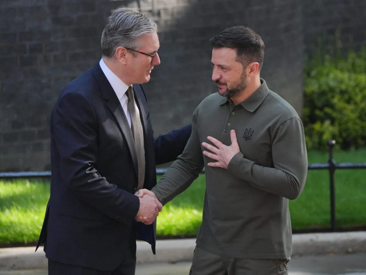 UK Prime Minister Sir Keir Starmer meets Ukrainian President Volodymyr Zelensky on July 19, 2024. (PA)