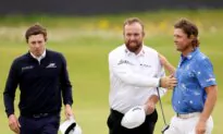 Shane Lowry Keeps Calm and Carries British Open Lead at Troon