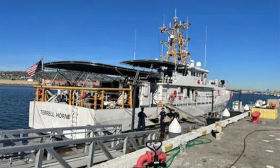 Coast Guard Halts 2 Illegal Charter Vessels in Southern California