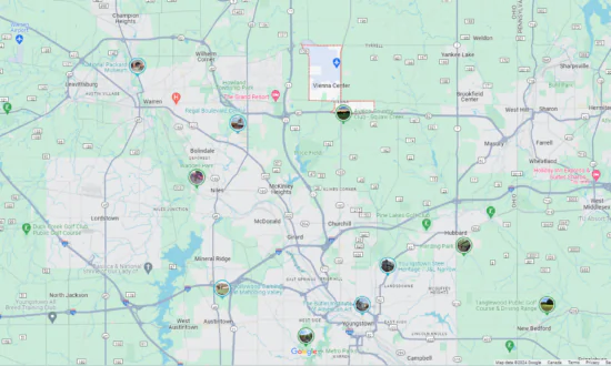 Plane Crash Near Ohio Airport Kills 3; Federal Authorities Investigating