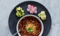Geoffrey Zakarian’s Recipe for Game Day Pork Chili
