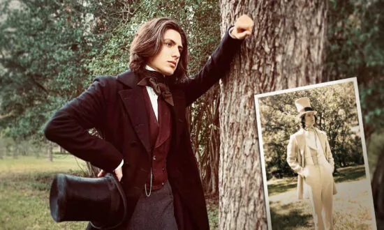 22-Year-Old Texan Dresses as Victorian Gentleman Most Days—Feels ‘More Stately’ to Live History