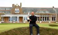 Schauffele Wins Open, Better 2nd Time Around
