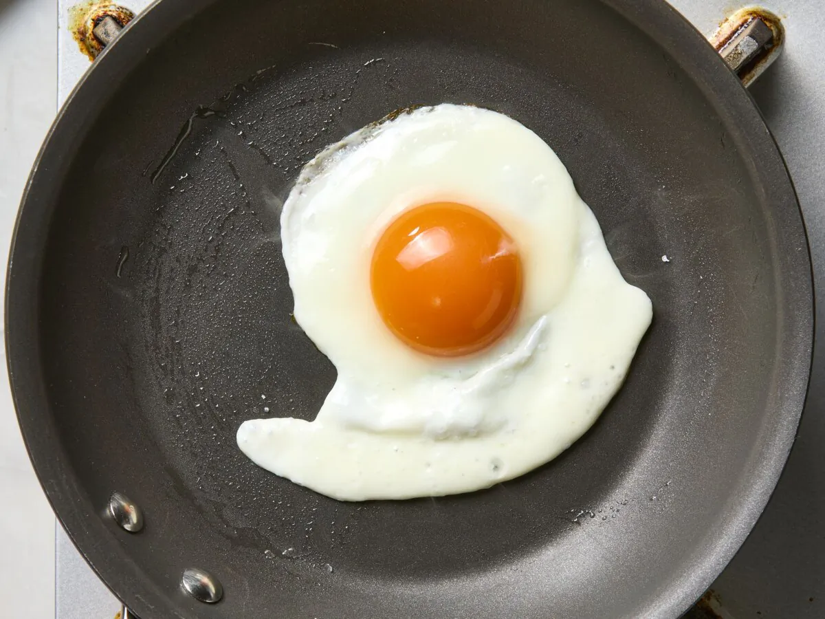 Master every style of fried eggs with this one simple method. (Alex Lepe/TNS)