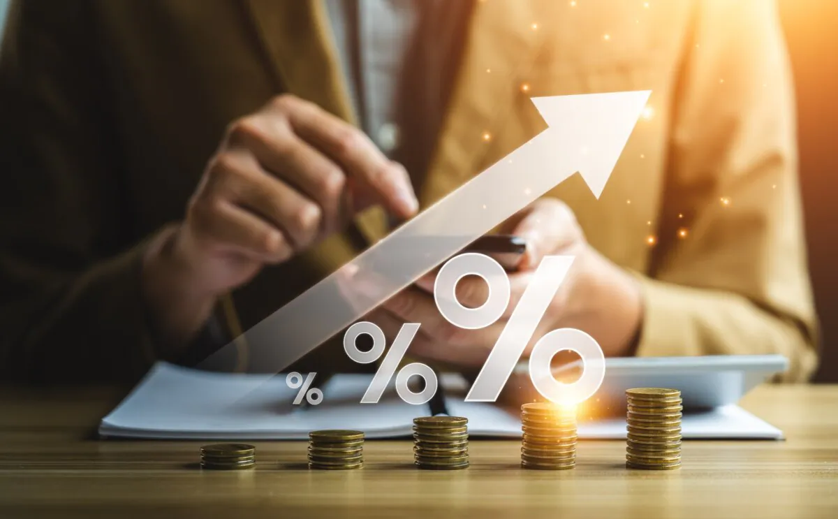 Dividend ETFs can support retirement income, but require careful evaluation. (Sutthiphong Chandaeng/Shutterstock)