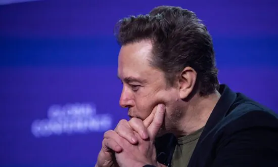 Tesla Stock Plummets After Net Income Falls 45 Percent; Tech Outage Caused by ‘Bug’: CrowdStrike | Business Matters Full Broadcast (July 24)