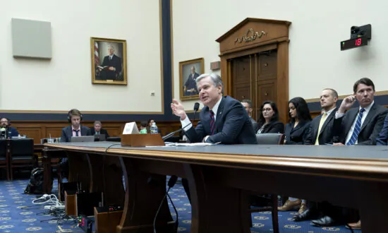 No Evidence of Second Shooter at Trump Rally: Wray