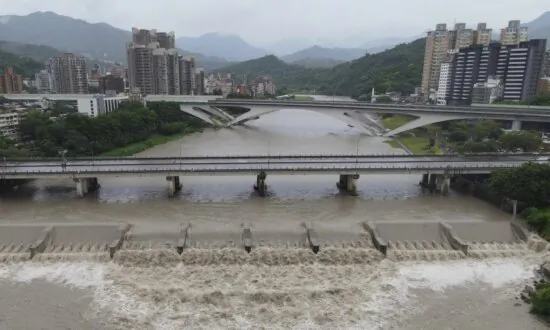 Freighter Sinks Off Taiwan During Typhoon, 9 Crew Missing