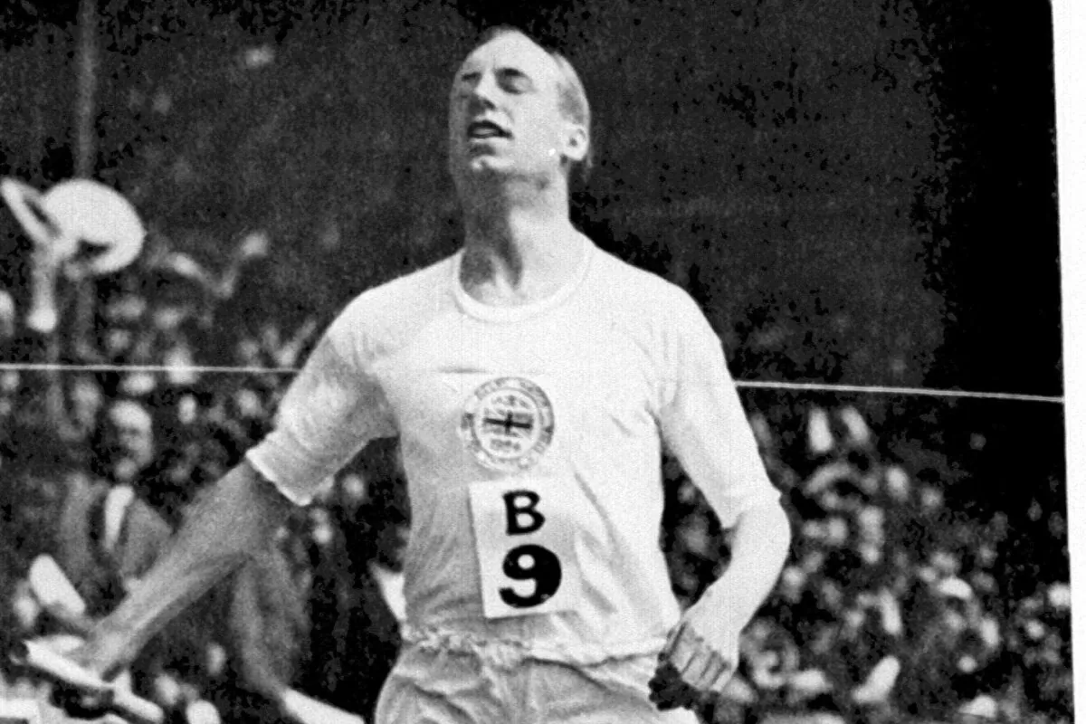 Scottish missionary and Olympian Eric Liddell (1902–1945) wins the 1-mile relay at an International Athletics Meeting between England and America, at Stamford Bridge, London, on July 19, 1924. (Getty Images)