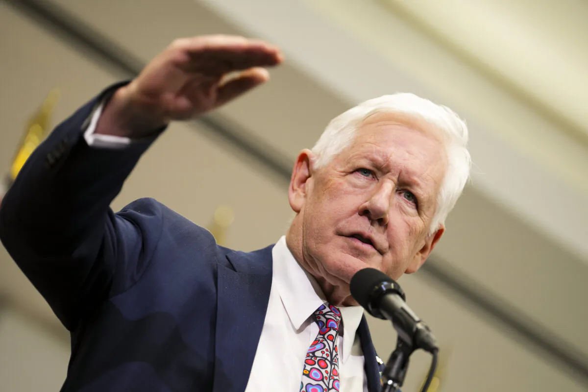 Bob Rae, ambassador and permanent representative of Canada to the United Nations in New York, speaks to reporters in New York on April 28, 2023. (The Canadian Press/Sean Kilpatrick)