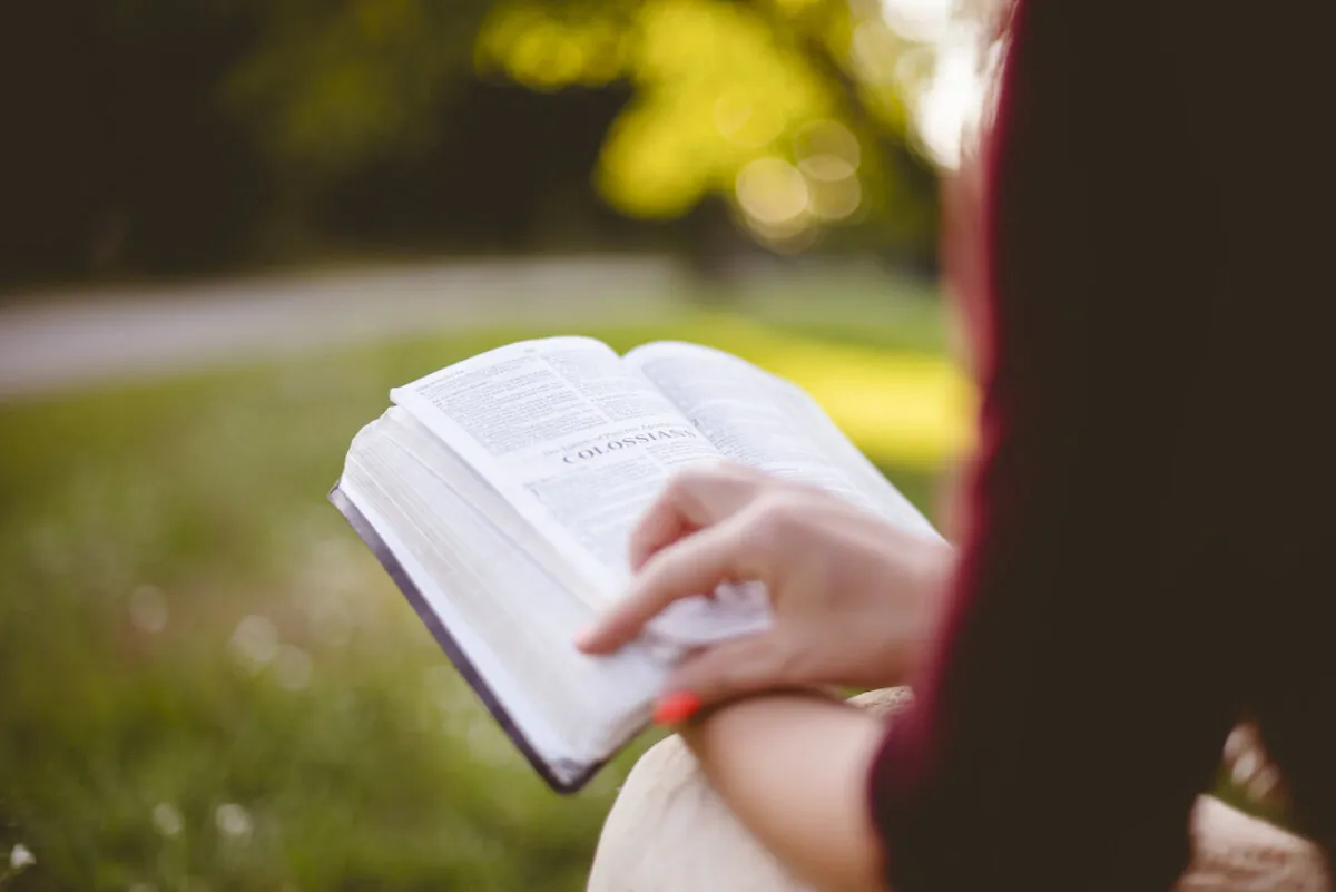 A person reads the Bible. (Ben White/Unsplash)