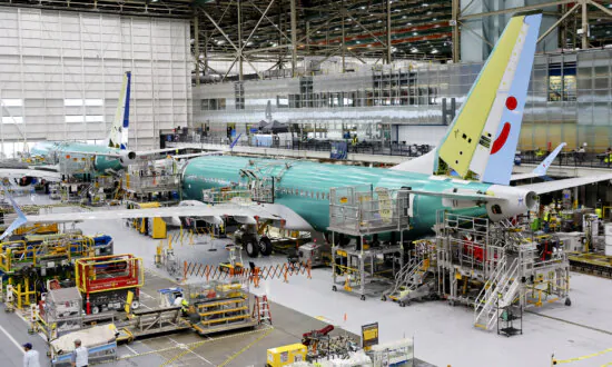 Boeing Reaches Tentative Labor Deal With 25 Percent Pay Hike, New Plane Commitment