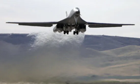 Multiple Crew Failures and Wind Shear Led to January Crash of B-1 Bomber, Air Force Says