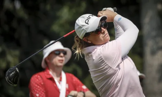 Coughlin Holds Into CPKC Women’s Open Lead; Canadian Star Henderson Derailed by Closing Bogeys
