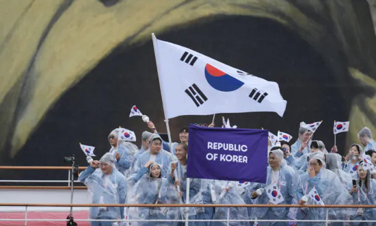 Olympic Organizers Apologize for Introducing South Korean Athletes as North Korea