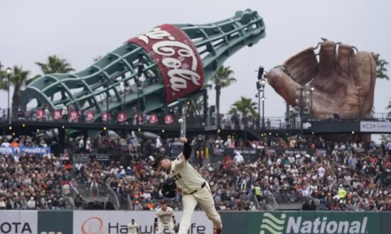 Snell Strikes out Career-High 15 Over 6 Innings, Giants Beat Rockies 4–1 in Doubleheader Opener