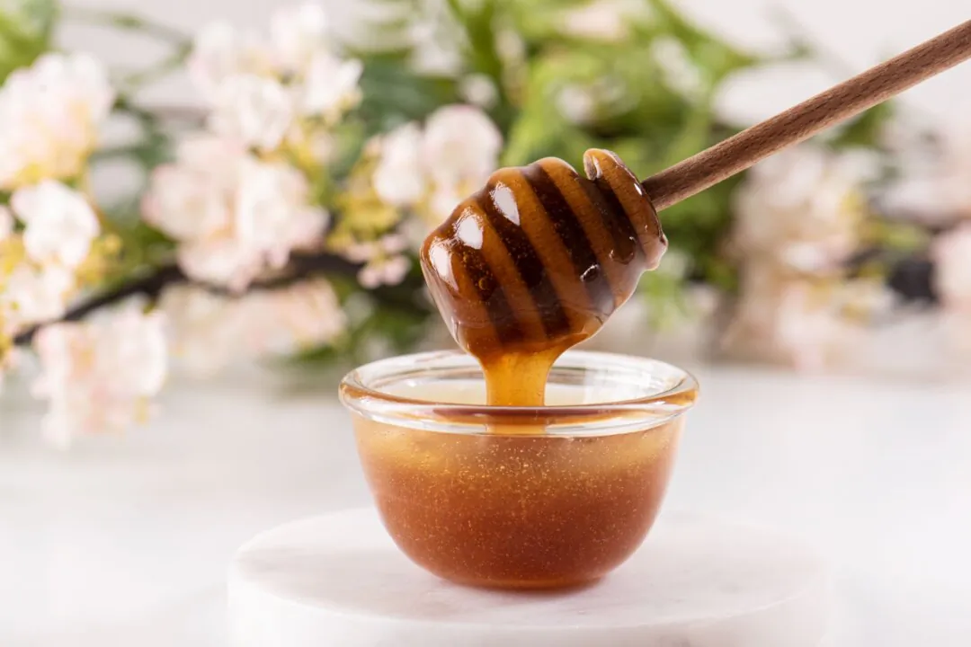 Link Between Methylglyoxal and Cancer Poses Questions About Manuka Honey