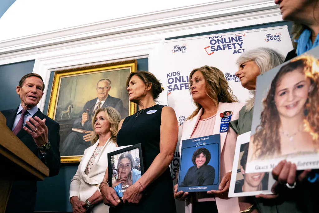 Sens. Richard Blumenthal (D-CT) and Marsha Blackburn (R-TN) along with families of victims of online abuse hold a news conference on the Kids Online Safety Act at the U.S. Capitol on July 25, 2024. (Kent Nishimura/Getty Images)