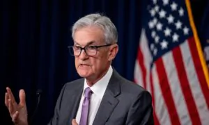 Fed Signals Rate Cut Coming Soon; Delta Reveals Cost of CrowdStrike Outage | Business Matters Full Broadcast (July 31)