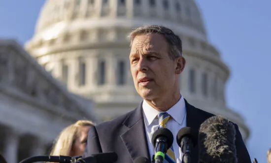 Rep. Perry Introduces 2 Bills Targeting Surrogacy Services for Foreign Nationals, Sex Offenders