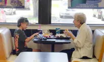 7-Year-Old Notices Elderly Woman Eating Lunch Alone and Decides to Eat With Her: ‘God Had Us in That Space at That Time’
