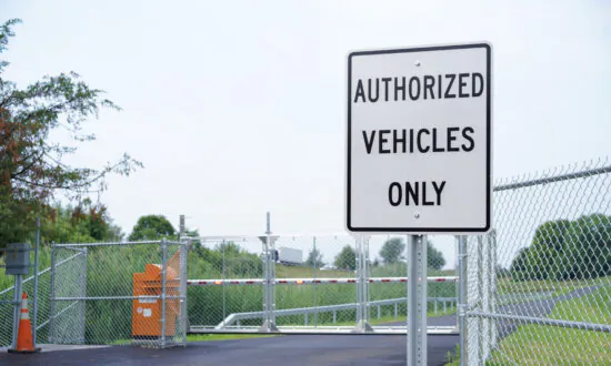 Emergency Access Gate Installed Along I-84 in Orange County After Fatal Bus Accident