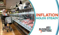 Fed’s Favorite Inflation Gauge Holds Steady | Business Matters (Aug. 30)