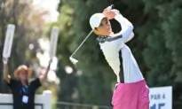 Dewi Weber Makes Statement With 62, Leads in Portland
