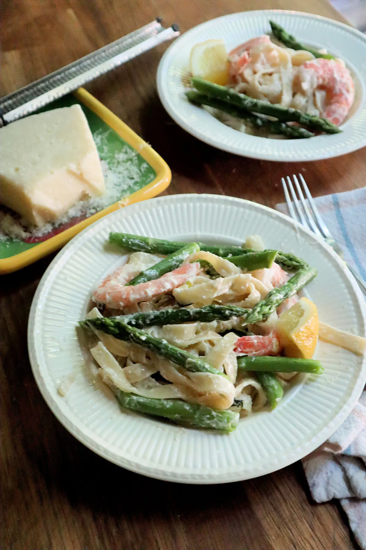 Asparagus stars in this summery pasta dish from "The Monday Pasta Club."
(Gretchen McKay/Pittsburgh Post-Gazette/TNS)