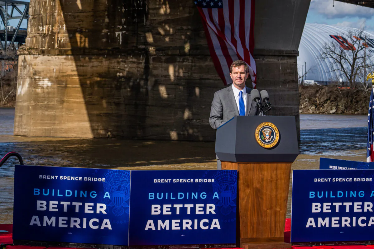 Kentucky Gov. Andy Beshear addresses a crowd in Covington, Ky., on Jan. 4, 2023. (Michael Swensen/Getty Images)