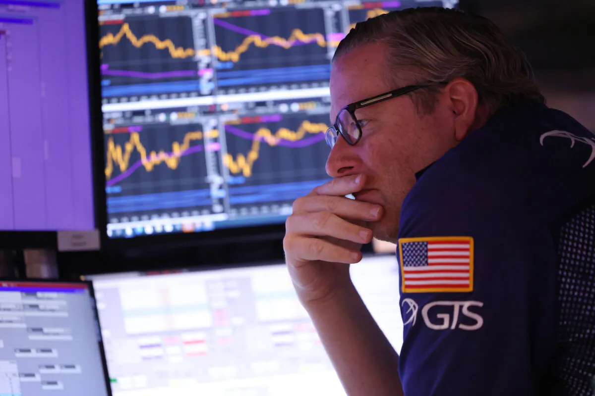 Traders work on the floor of the New York Stock Exchange during afternoon trading, in New York on Aug. 5, 2024. (Michael M. Santiago/Getty Images)