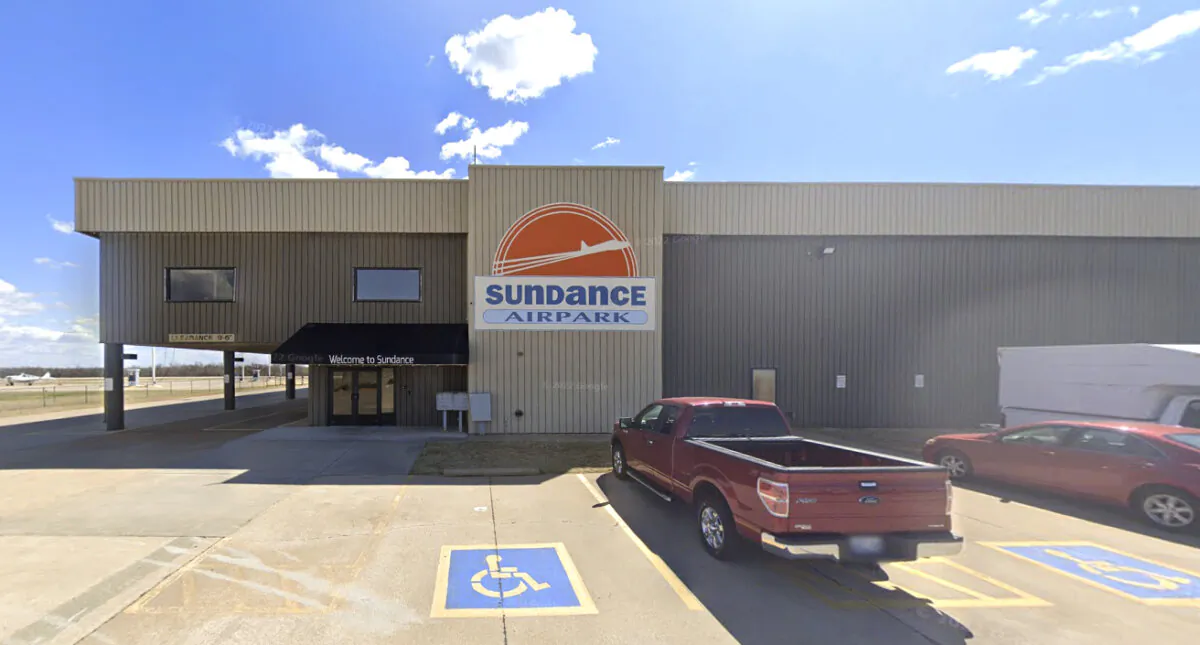 Sundance Airport in Yukon, Okla., in April 2022. (Google Maps/Screenshot via The Epoch Times)