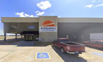 4 Killed When Single-Engine Plane Crashes in Oklahoma City