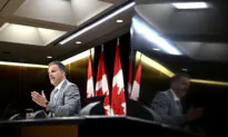 Health Minister Says 75 Percent of Dentists Have Signed Onto Dental Care Plan