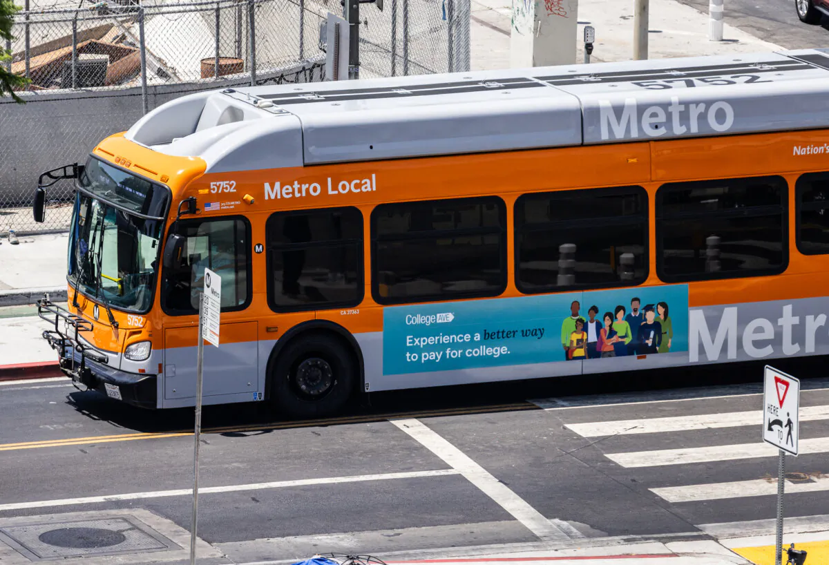 A Metro bus in Los Angeles on Aug. 7, 2024. (John Fredricks/The Epoch Times)